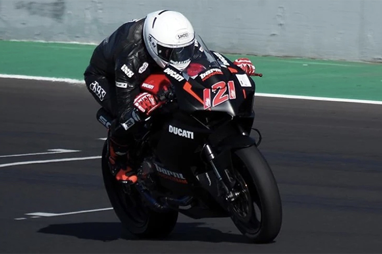 Randy Krummenacher testou a Ducati em 2020
