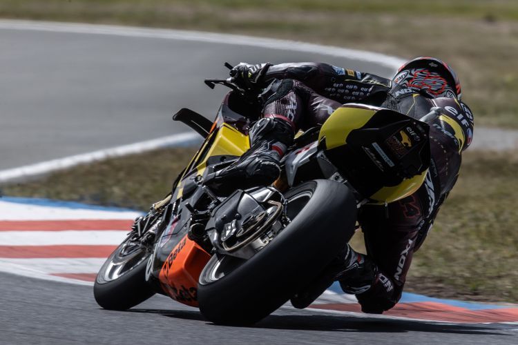 Sam Lowes