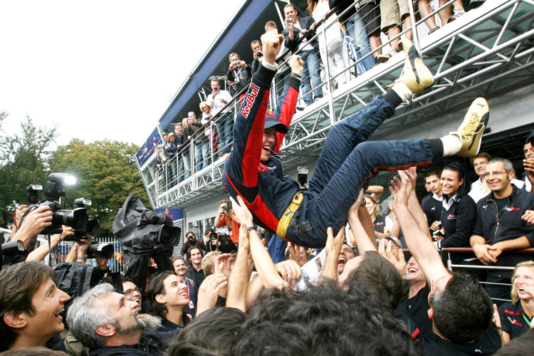 ...und ein gewisser Sebastian Vettel sorgte im Qualifying und GP im Toro Rosso für die grosse Überraschung
