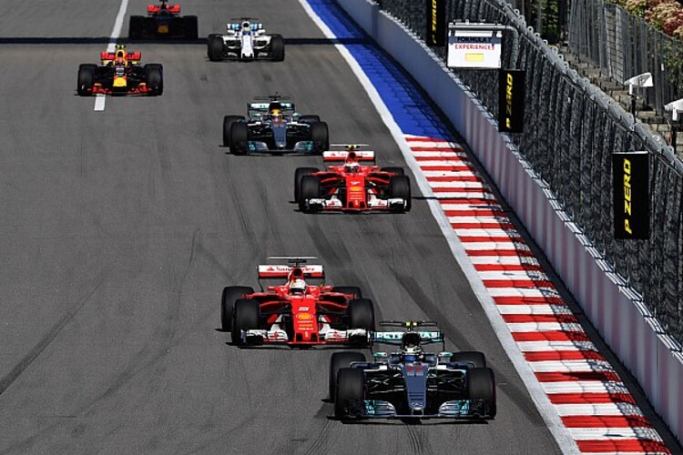 Mercedes, Ferrari, Red Bull Racing, Williams – hier hagelt es Boni