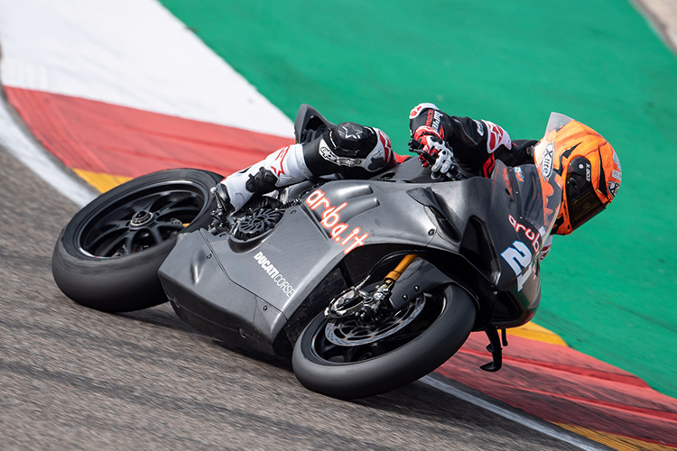 Michael Ruben Rinaldi auf der Ducati V4R