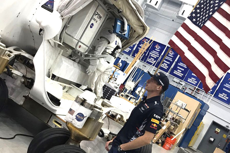 Max Verstappen bei der NASA