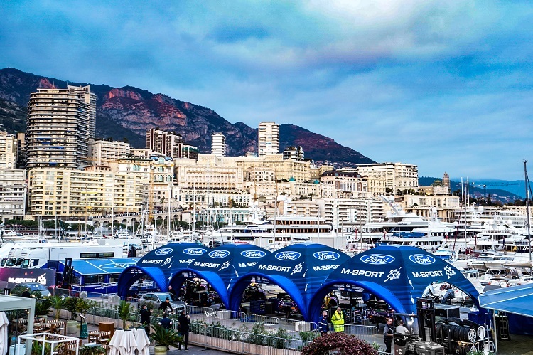 Der zentrale Service im Hafen von Monaco