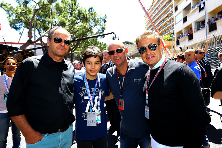Gerhard Berger (links) in Monaco mit «Cirque du Soleil»-Chef Guy Laliberté und Sohn sowie Jean Ale