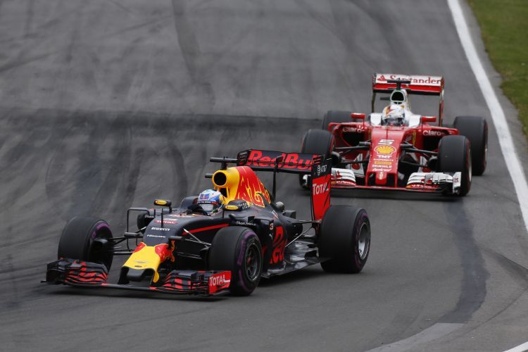 Daniel Ricciardo & Sebastian Vettel