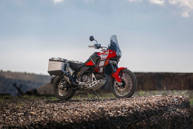 Gegen 2600 Euro Aufpreis alles dran ab Werk: Ducati DesertX Discovery