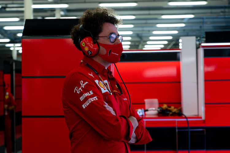 Ferrari-Teamchef Mattia Binotto muss viel Kritik einstecken