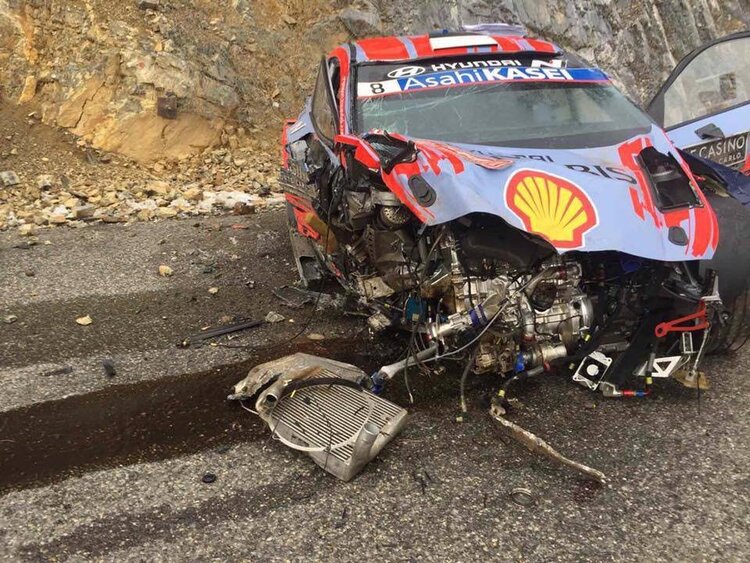 Unfall von Ott Tänak bei der Rallye Monte Carlo
