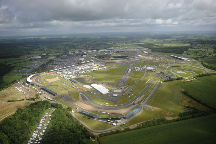 Silverstone wird auch 2015 Schauplatz des British-GP sein