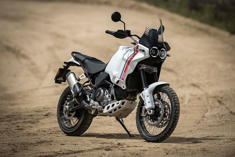 Ducati DesertX: Wenn mans kann, kann man damit auch Motocross fahren