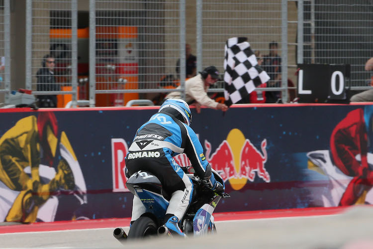 Romano Fenati gewinnt das Moto3-Rennen