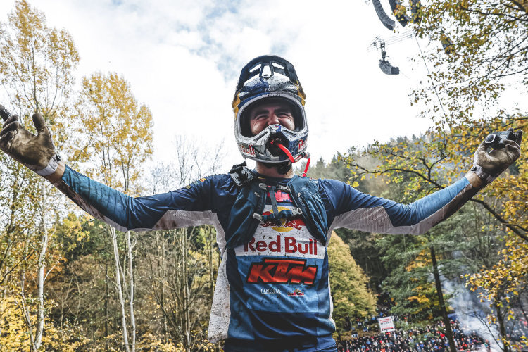 Hard-Enduro-Lettenbichler-mit-Heimsieg-zum-WM-Titel
