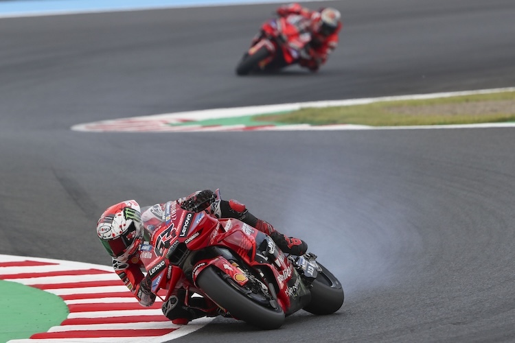 Bagnaia qualmte, Marquez behielt die Nerven