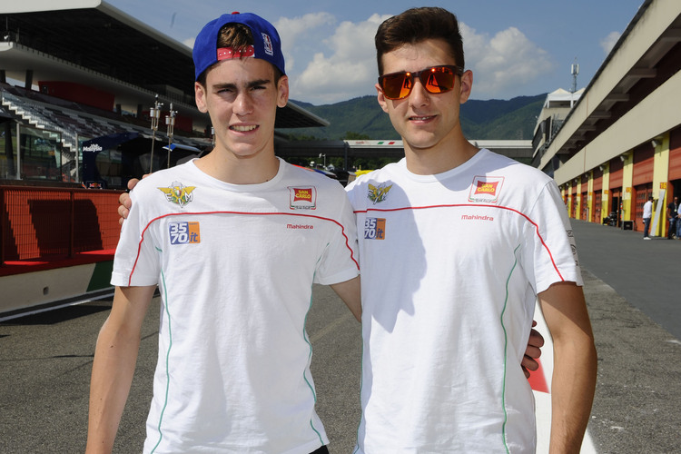 Stefano Manzi und Teamkollege Matteo Ferrari, der jetzt wegen Erfolgslosigkeit abserviert wurde