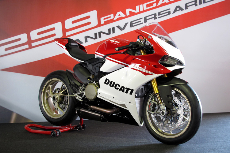 Schmuckstück zum 90. Jubiläum: Die Ducati 1299 Panigale S Anniversario