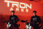 Pecco Bagnaia und Marc Márquez als Werbebotschafter für den Kinofilm «Tron: Ares»