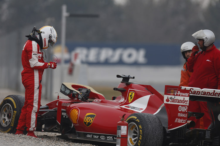 ...hatte aber Glück im Unglück: Sein Ferrari nahm dabei keinen Schaden