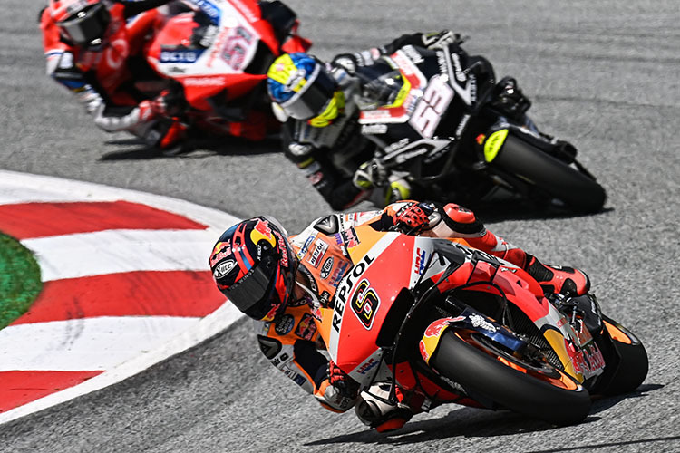 Stefan Bradl vor Tito Rabat und Bagnaia-Ersatz Pirro