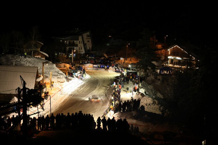 Der «Col de Turini» 2009 in der Nacht