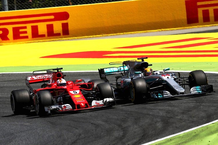 Auf solche Duelle freuen sich die Fans – Vettel im Ferrari gegen Hamilton im Mercedes