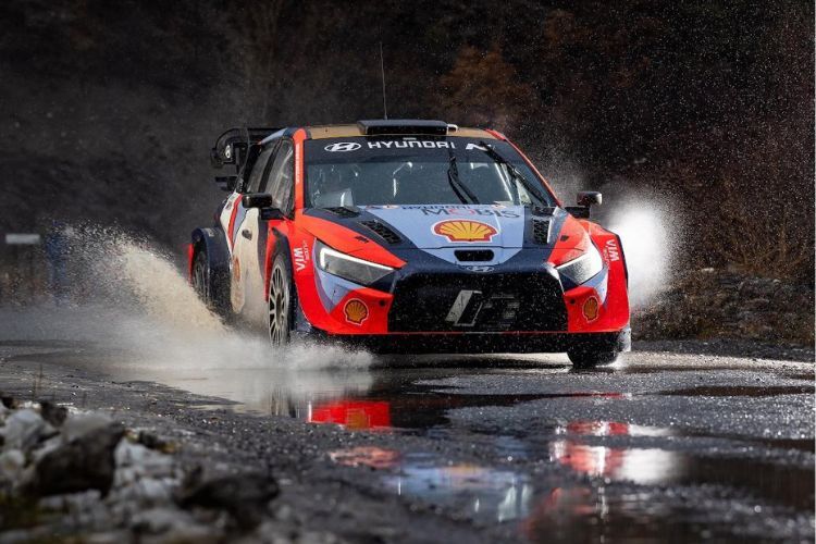 Hyundai fuhr mit Weltmeister Thierry Neuville und seinen beiden weiteren Piloten den Monte-Vortest