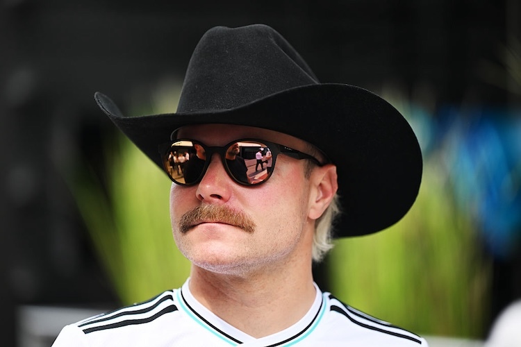 Valtteri Bottas ist dritter Fahrer bei Mercedes (hier mit texanischem Cowboy-Hut)