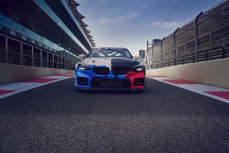 Einsatzfahrzeug im neuen BMW M2 Cup wird der BMW M2 Racing