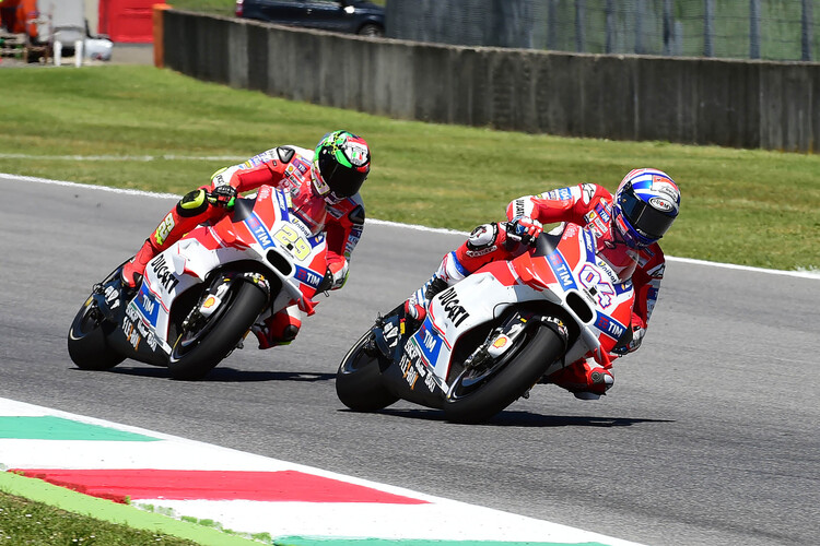 Andrea Dovizioso und Andrea Iannone ziehen für Ducati ins Feld