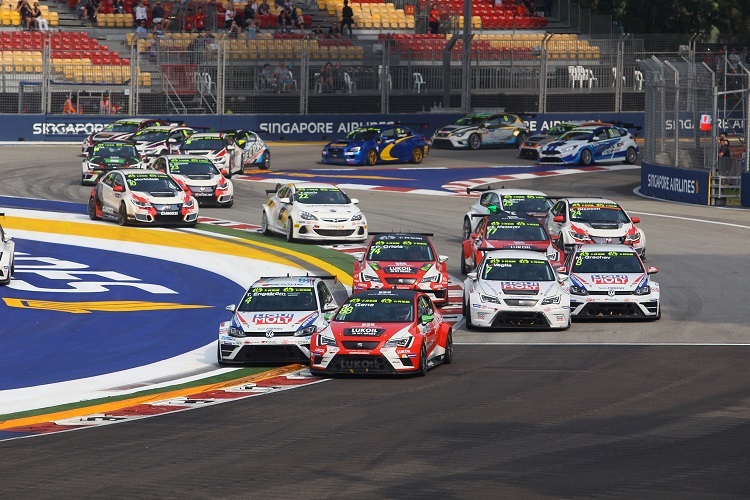 Start frei für die TCR-Autos: So wie hier im Rahmen des Formel-1-GP in Singapore wird die Klasse auch beim 24h-Rennen am Nürburgring Gas geben