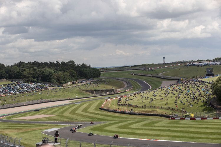 SBK-WM-in-Donington-Viel-Action-und-Zeitverschiebung