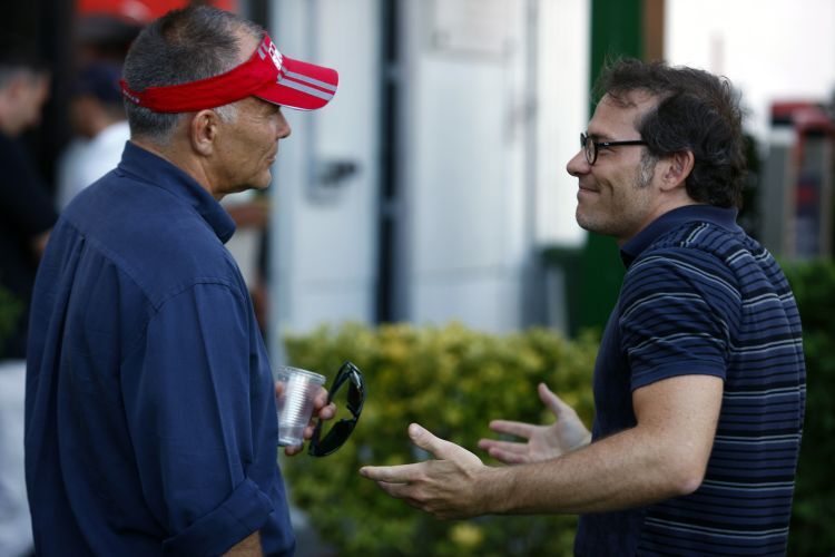 Villeneuve mit USF1 Teamdirektor Windsor