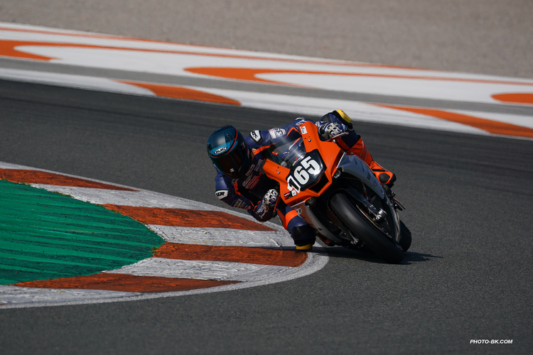 Stefan Ströhlein testete die Yamaha R1 in Valencia und Calafat