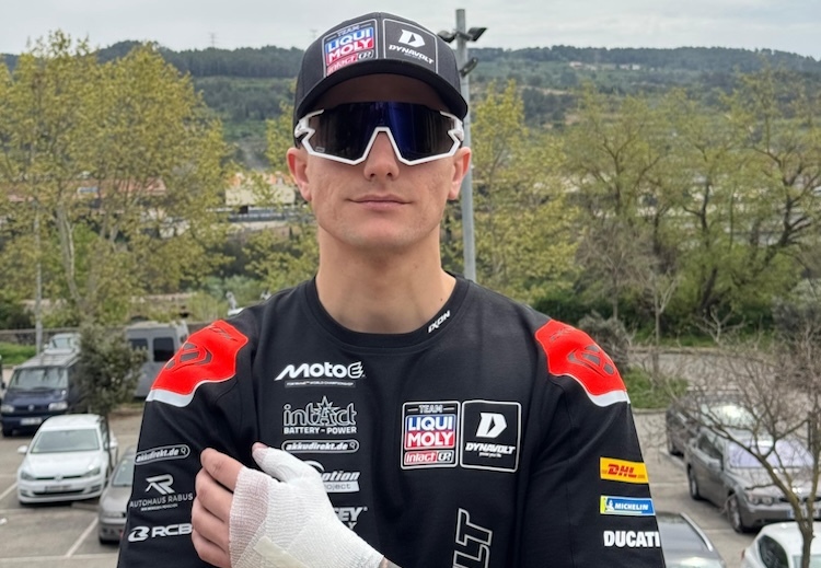 Le-Mans-Weltmeister-Hector-Garzo-im-Medical-Center