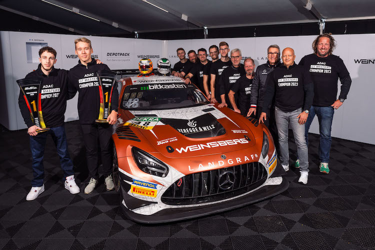  Elias Seppänen und Salman Owega sind die 2023er Meister im ADAC GT Masters - als erstes Team in der Geschichte der Rennserie verteidigte Landgraf Motorsport den Titelgewinn