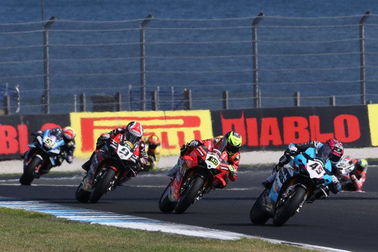 Scott Redding vor Alvaro Bautista, Danilo Petrucci und Andrea Locatelli