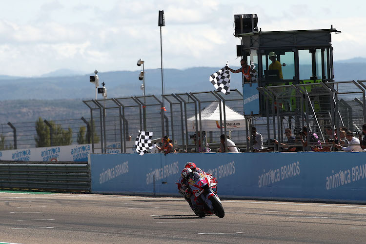 Enea Bastianini gewinnt das Rennen