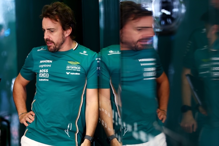L-gendetektor-Fernando-Alonso-lobt-Adrian-Newey
