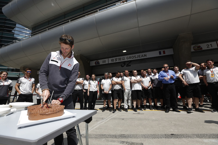 Geburtstagstorte für Romain Grosjean