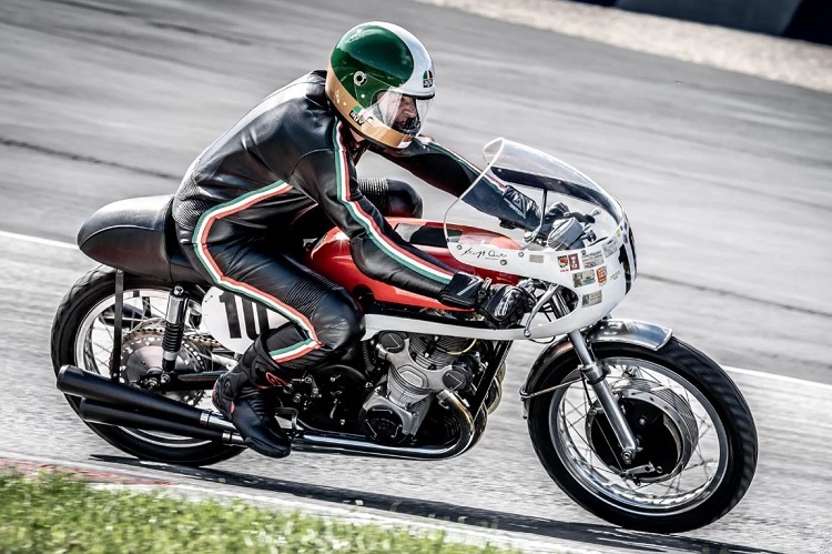 In 14 Klassen starten moderne Superbikes, historische Rennmaschinen und Youngtimer