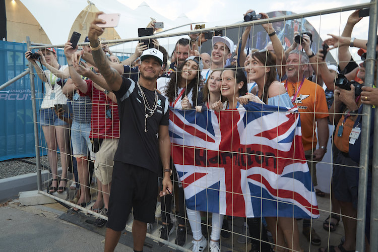 Lewis Hamilton und Fans