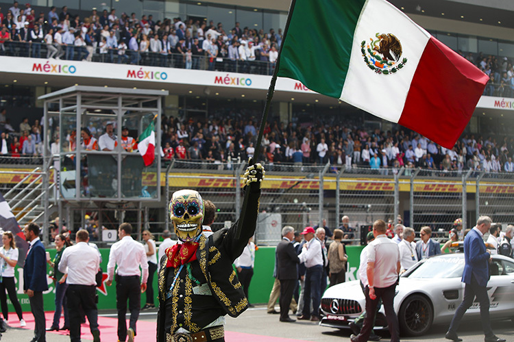 Fermin «La Calaca» (der Knochenmann) ist fester Bestandteil des Mexiko-GP
