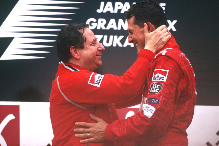 Jean Todt mit Michael Schumacher in Suzuka 2000