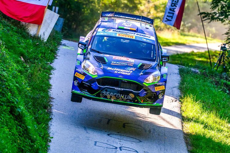 Der Ire Jon Armstrong fuhr in Kroatien rund um Zagreb einen souveränen Sieg im M-Sport Ford heraus