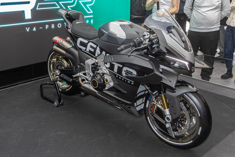 CFMoto-V4SR-RR-Vorschau-auf-k-nftiges-V4-Flaggschiff