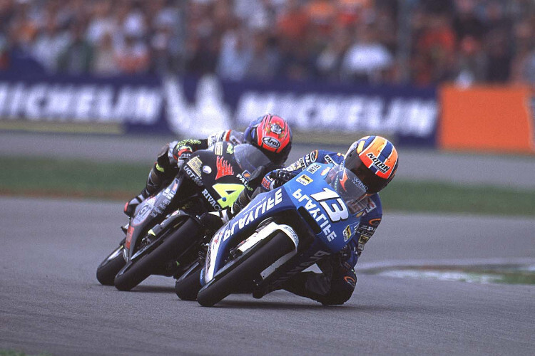 Assen 1998: Marco Melandri setzt sich gegen Kazuto Sakata durch und ist als erster 15-Jähriger ein GP-Sieger
