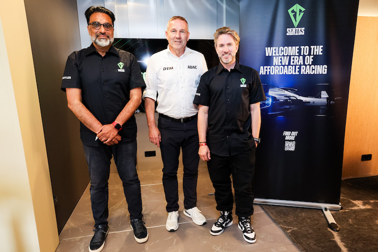 Dilbagh Gill (Gründer FG Series), Thomas Voss (ADAC Motorsportchef) und Nick Heidfeld