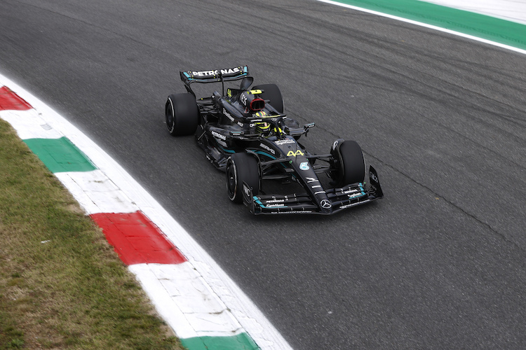 Lewis Hamilton landete im zweiten Training auf Platz 17 der Zeitenliste