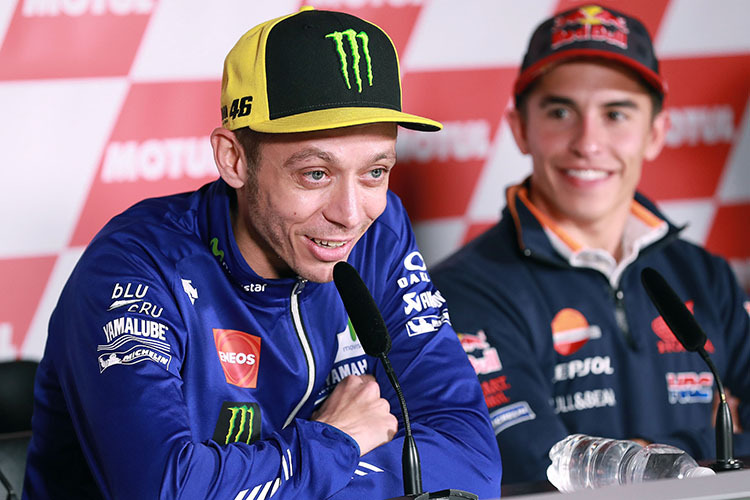 Da lachten sie noch miteinander: Rossi und Márquez beim Valencia-GP 2017