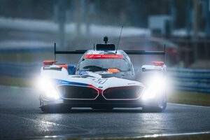 Der BMW M Hybrid V8 in Daytona)