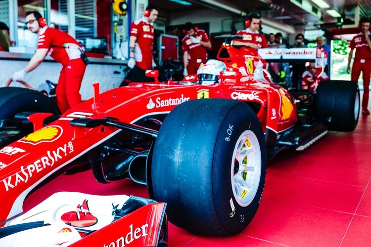 Rollendes Labor 1: Sebastian Vettel im Ferrari